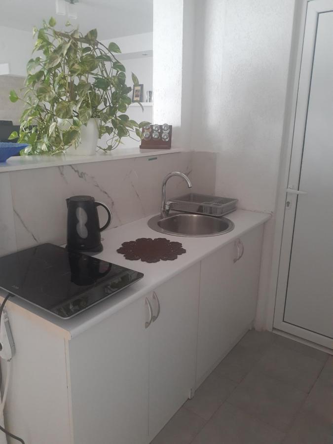 Apartment Tijana Бар Екстериор снимка